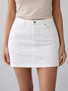 WESTPORT 1962 Classic Short White Denim Skirt size 20